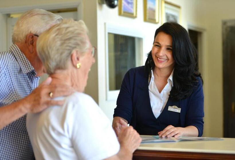 Отель Royal Norfolk