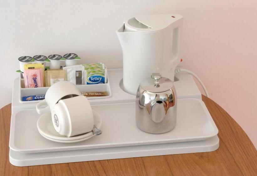 Отель Royal Norfolk