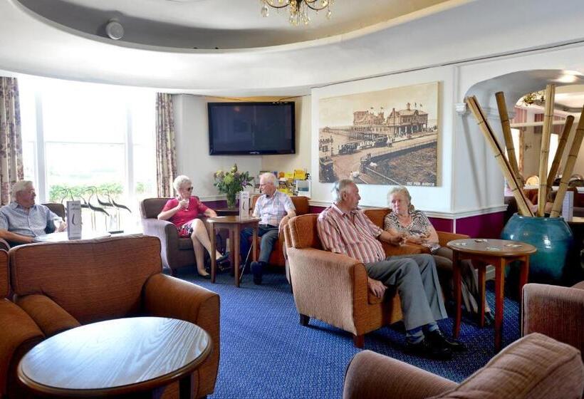 Отель Royal Norfolk