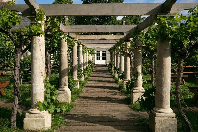 Отель The Rudloe Near Bath Marco Pierre White