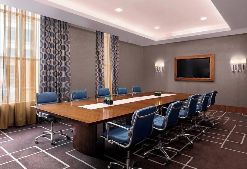 Sheraton Grand Hotel & Spa