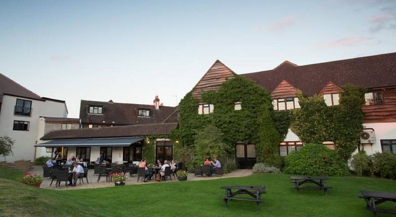 فندق Sketchley Grange