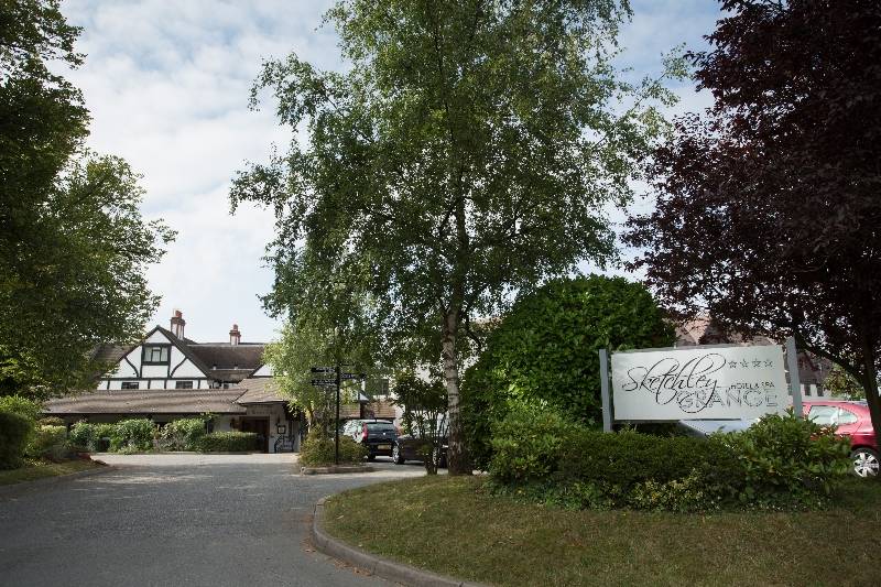 فندق Sketchley Grange