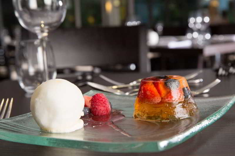 فندق Sketchley Grange