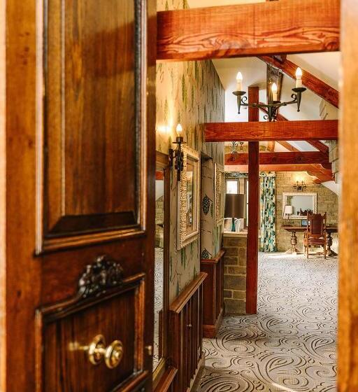 فندق South Lodge