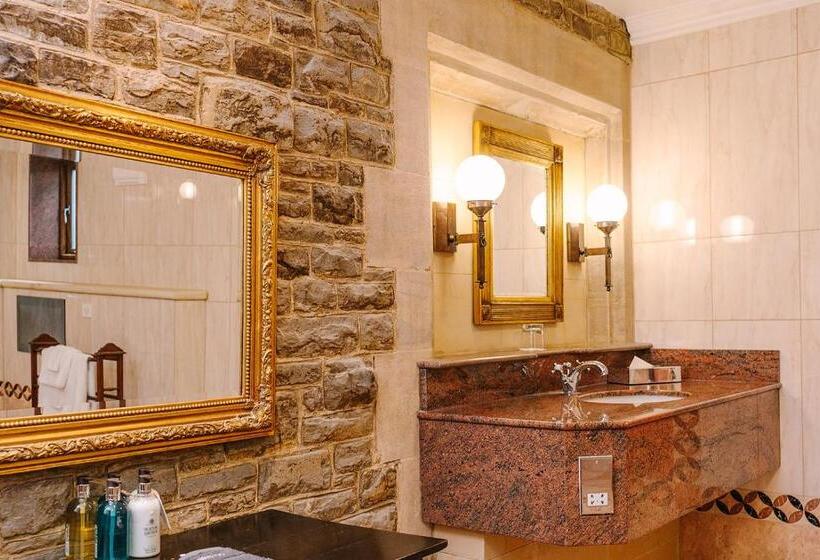 فندق South Lodge