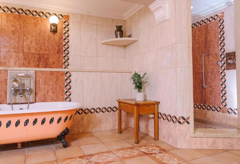 فندق South Lodge