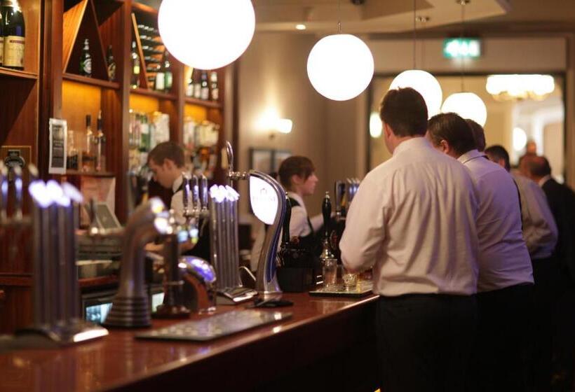 בית מלון כפרי Stradey Park