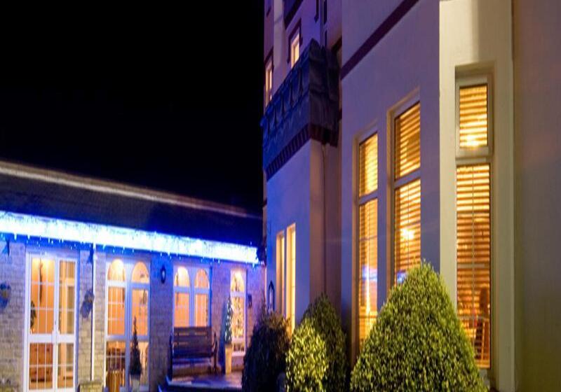 בית מלון כפרי Stradey Park