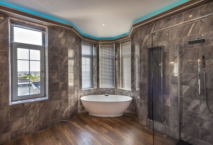 בית מלון כפרי Stradey Park