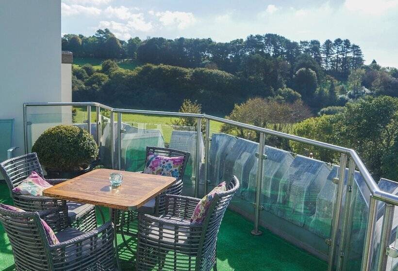 בית מלון כפרי Stradey Park