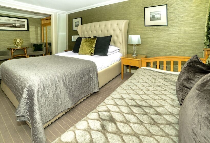 בית מלון כפרי Stradey Park