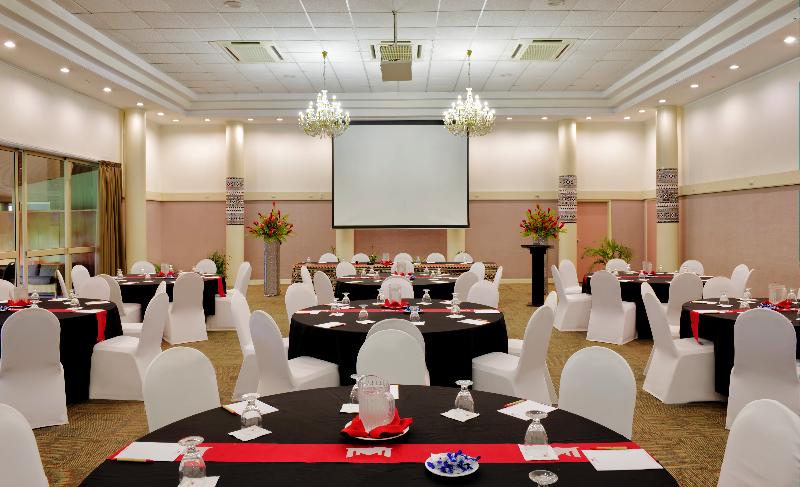 هتل Tanoa International