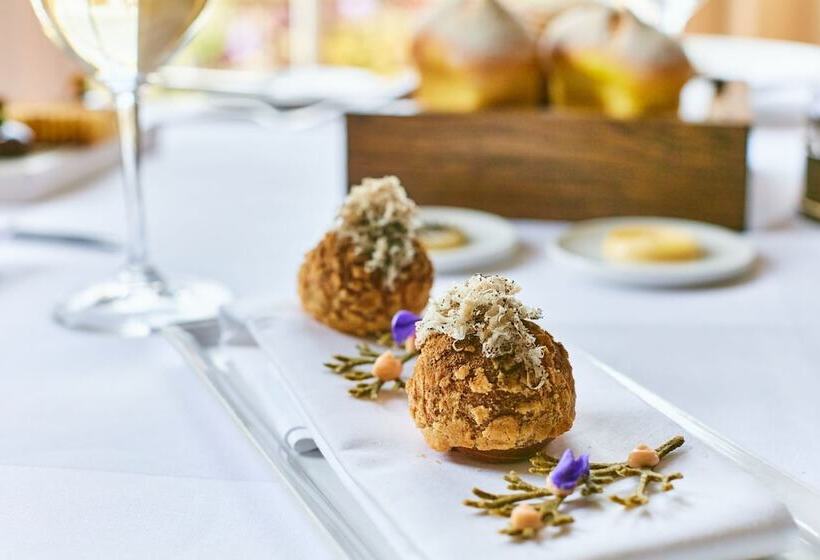 בית מלון כפרי The Bath Priory  A Relais & Chateaux