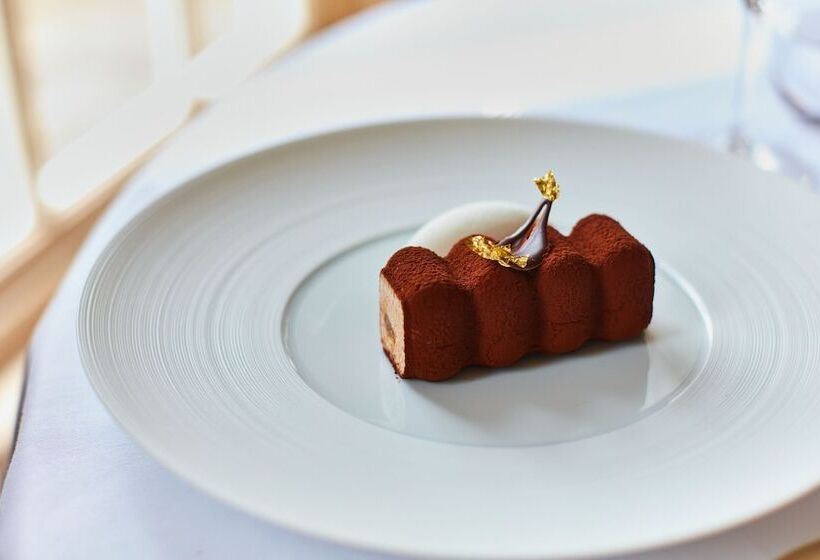 בית מלון כפרי The Bath Priory  A Relais & Chateaux