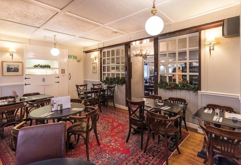 Отель The Beaufort