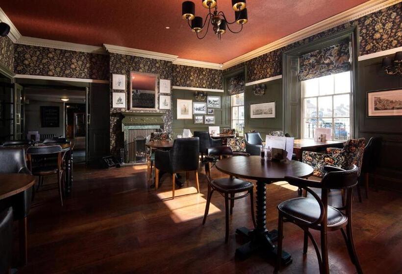 ホテル The Black Swan   The Inn Collection Group