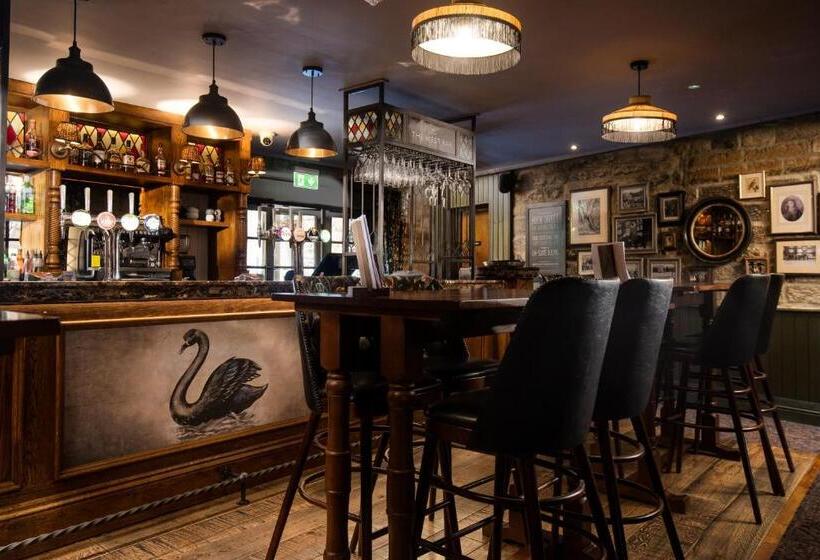 ホテル The Black Swan   The Inn Collection Group