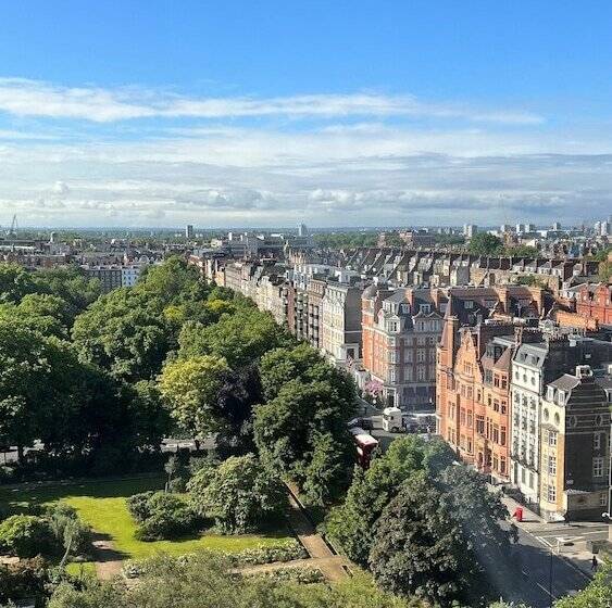 Hotel Jumeirah Carlton Tower London