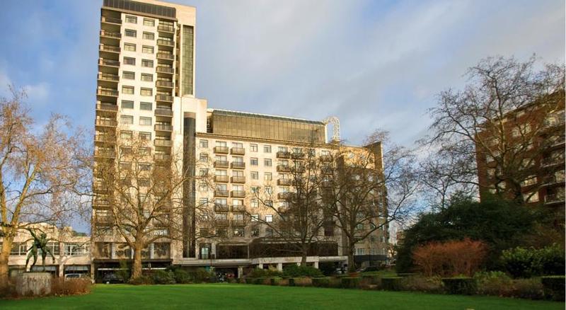 בית מלון כפרי Jumeirah Carlton Tower London