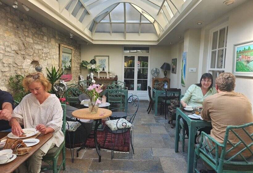 בית מלון כפרי The Casterbridge