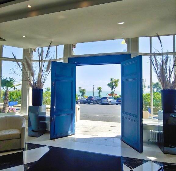 호텔 The Chatsworth