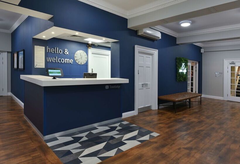 Отель The Chaucer