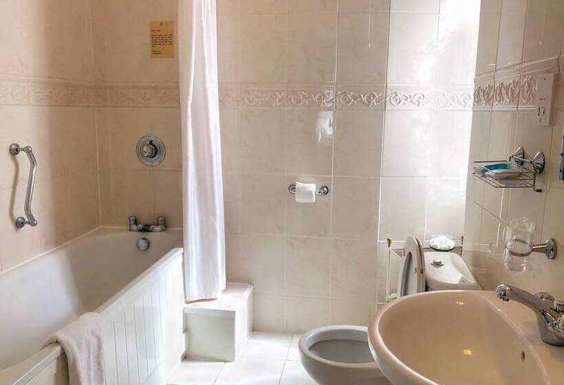 Отель The Diplomat