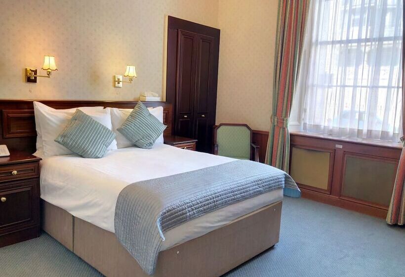 Отель The Diplomat