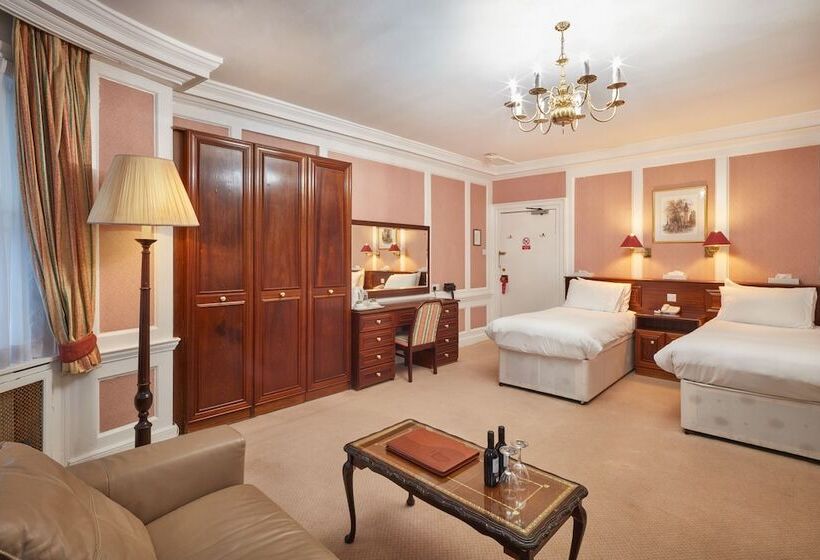 Отель The Diplomat