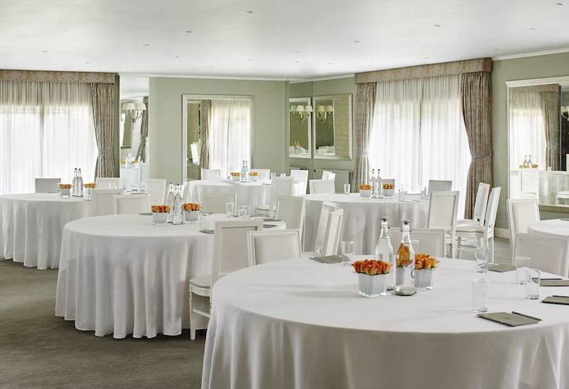 ホテル The Goodwood