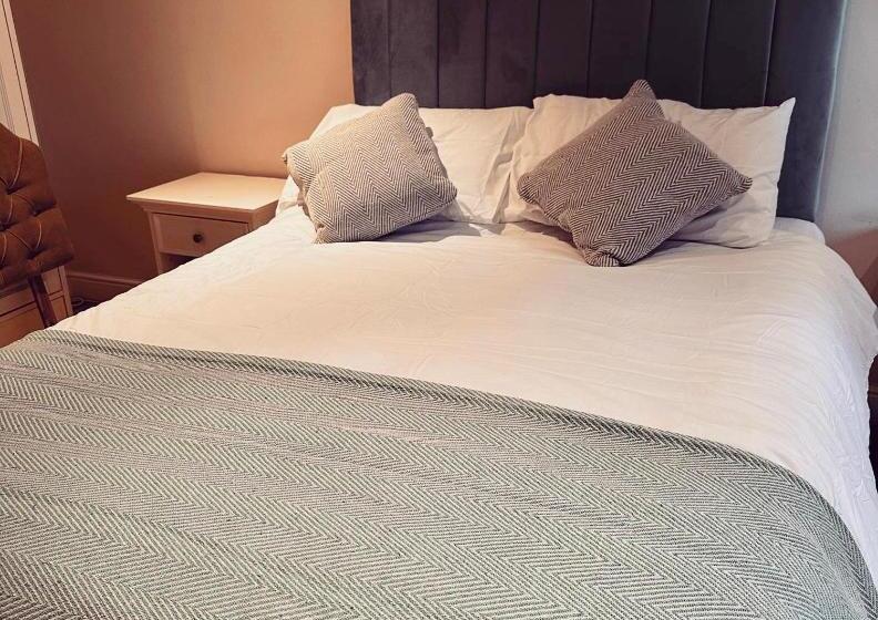 ホテル The Hanmer Arms