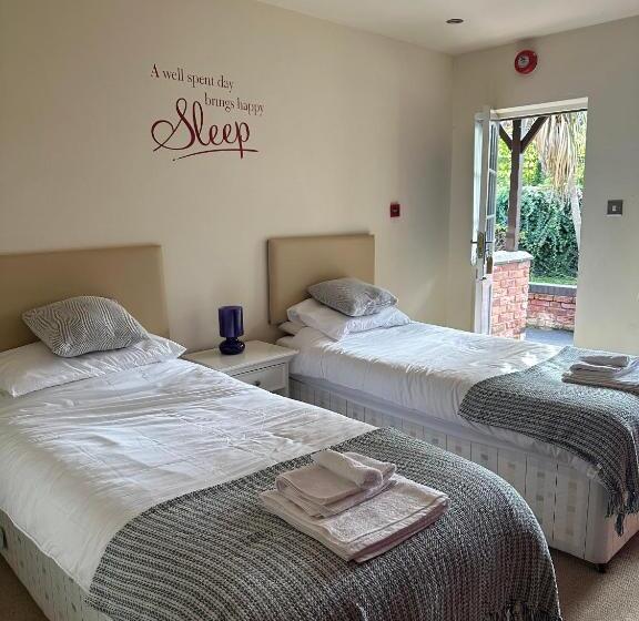 ホテル The Hanmer Arms