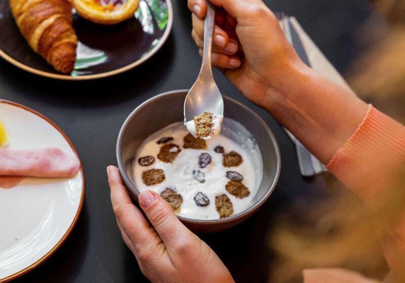 The Harlow Hotel By Accorhotels