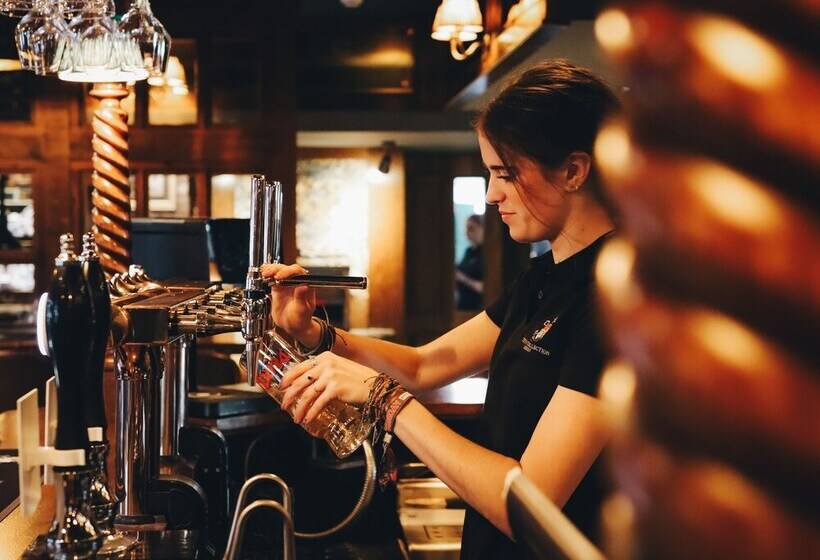 Отель The Knaresborough Inn The Inn Collection Group