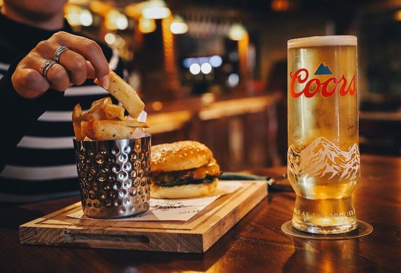 ホテル The Knaresborough Inn The Inn Collection Group