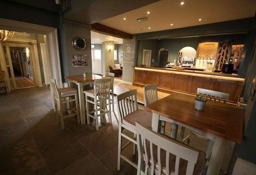 호텔 Lansdowne Strand