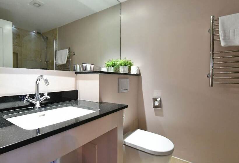 호텔 Lansdowne Strand