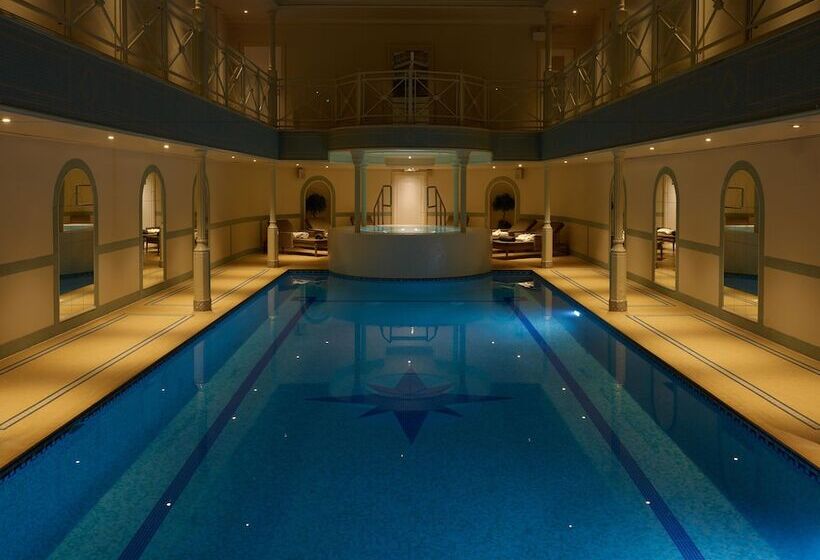 호텔 The Lygon Arms   An Iconic Luxury