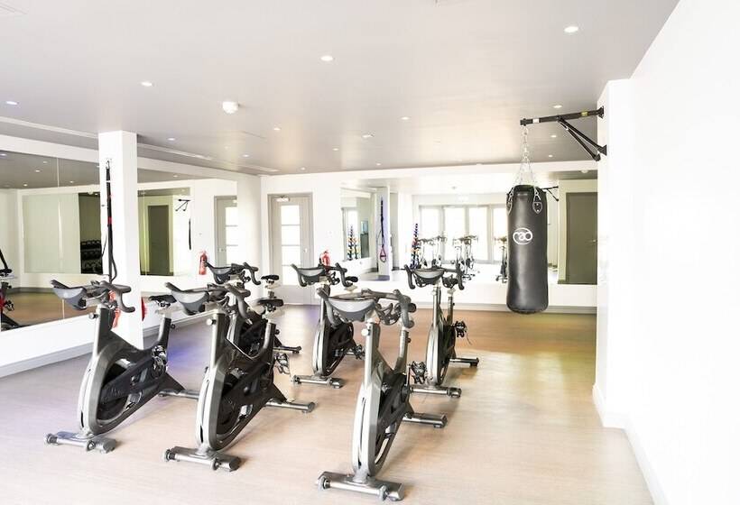 호텔 The Lygon Arms   An Iconic Luxury