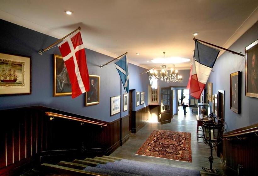 ホテル Master Builder S House