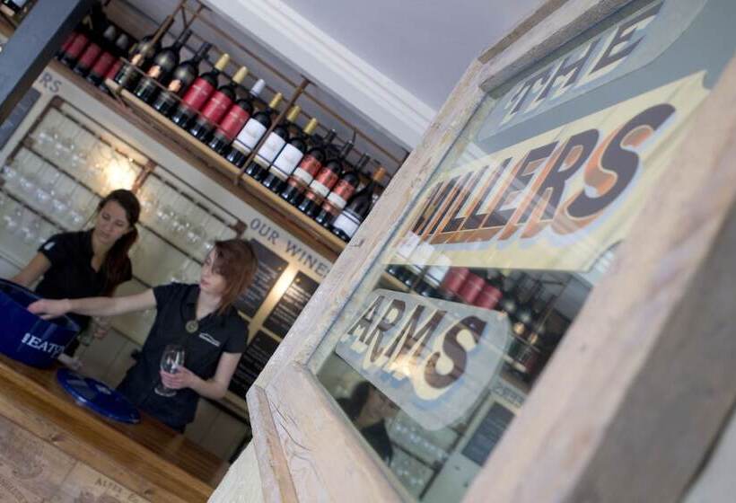 酒店 The Millers Arms Inn