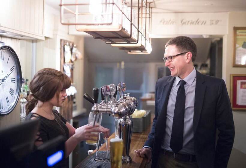 酒店 The Millers Arms Inn