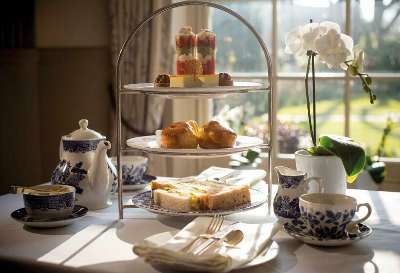 Отель The Millstream & Restaurant