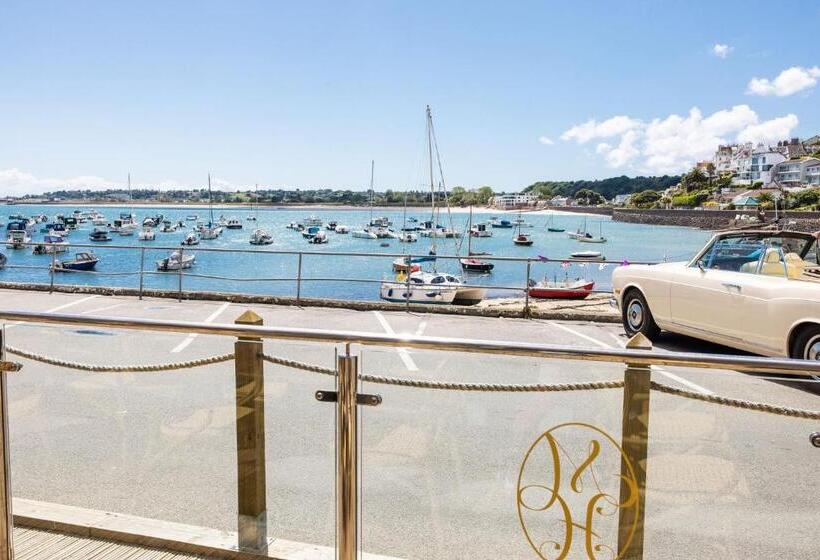 The Moorings Hotel & Restaurant