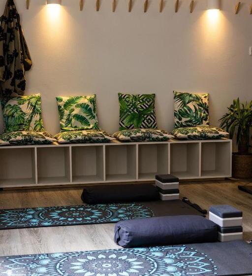 The Moorings Hotel & Restaurant