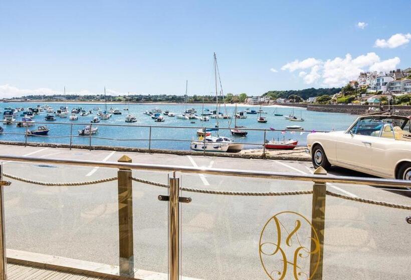 The Moorings Hotel & Restaurant