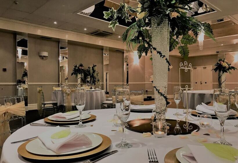 هتل The Mount Rooms