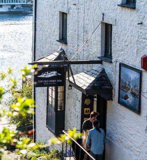فندق The Old Ferry Inn