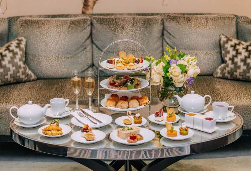 The Park Tower Knightsbridge, A Luxury Collection Hotel, London